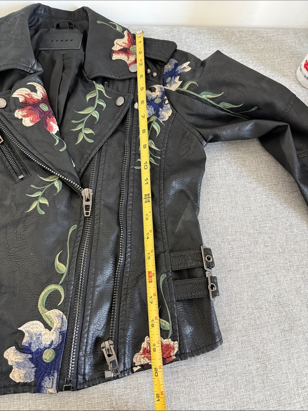 Blank NYC As You Wish Floral Embroidered Faux Leather Biker Jacket Extra Small - Picture 10 of 12
